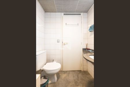 Apartamento à venda com 140m², 2 quartos e 2 vagasBanheiro