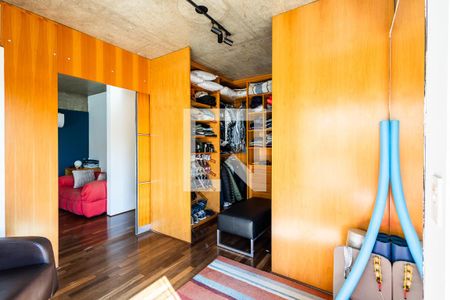 Apartamento à venda com 140m², 2 quartos e 2 vagasCloset da suíte