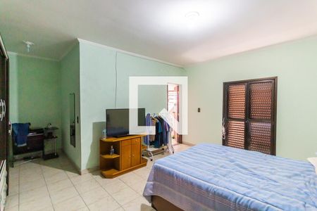 Casa para alugar com 271m², 4 quartos e 1 vaga