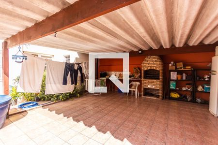 Casa para alugar com 271m², 4 quartos e 1 vaga