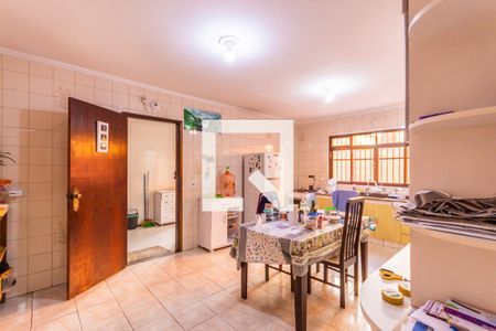 Casa para alugar com 271m², 4 quartos e 1 vaga