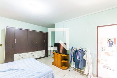 Casa para alugar com 271m², 4 quartos e 1 vaga