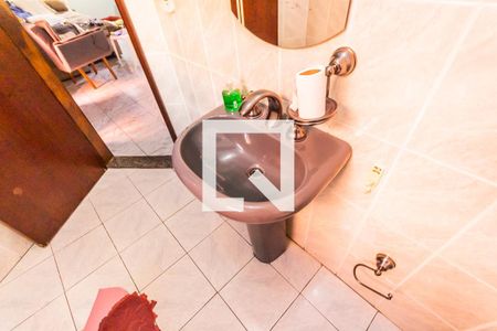 Casa para alugar com 271m², 4 quartos e 1 vaga