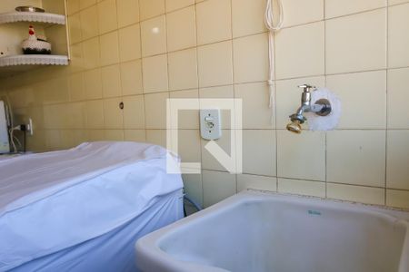 Apartamento à venda com 58m², 2 quartos e 1 vagaÁrea de Serviço