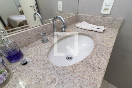 Apartamento à venda com 65m², 2 quartos e 1 vagaBanheiro da Suíte