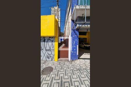 Fachada de casa para alugar com 2 quartos, 214m² em Vila Vilma, Santo André