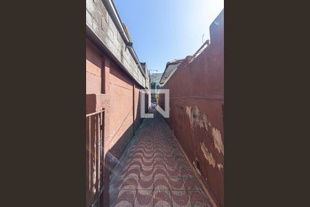 Casa para alugar com 214m², 2 quartos e sem vaga Casa para alugar com 214m², 2 quartos e sem vagaCorredor Acesso