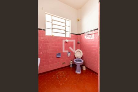 Casa para alugar com 214m², 2 quartos e sem vaga Casa para alugar com 214m², 2 quartos e sem vagaBanheiro