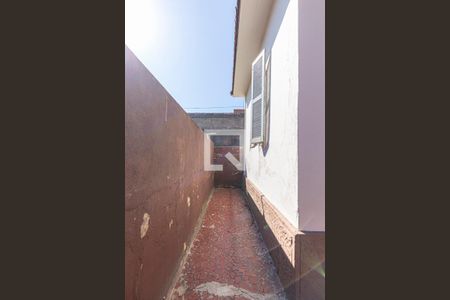 Casa para alugar com 214m², 2 quartos e sem vaga Casa para alugar com 214m², 2 quartos e sem vagaCorredor