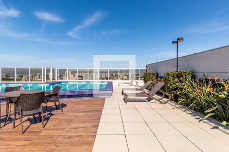 Studio para alugar com 38m², 1 quarto e 1 vaga Studio para alugar com 38m², 1 quarto e 1 vagaÁrea comum - Piscina