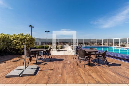 Studio para alugar com 38m², 1 quarto e 1 vaga Studio para alugar com 38m², 1 quarto e 1 vagaÁrea comum - Piscina
