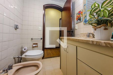 Apartamento à venda com 105m², 3 quartos e 2 vagas Apartamento à venda com 105m², 3 quartos e 2 vagasBanheiro