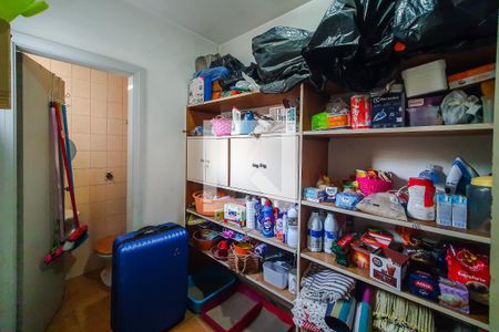 Apartamento à venda com 105m², 3 quartos e 2 vagas Apartamento à venda com 105m², 3 quartos e 2 vagasQuarto de Serviço