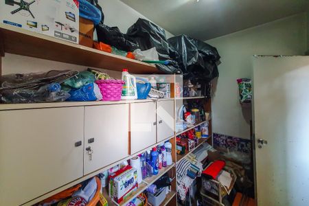 Apartamento à venda com 105m², 3 quartos e 2 vagas Apartamento à venda com 105m², 3 quartos e 2 vagasQuarto de Serviço