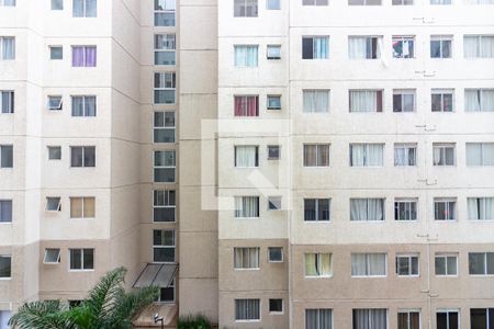 Vista  de apartamento à venda com 2 quartos, 42m² em Jardim Boa Vista (zona Oeste), Osasco