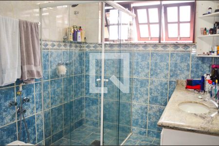 Casa à venda com 310m², 4 quartos e 4 vagasBanheiro