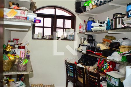 Casa à venda com 310m², 4 quartos e 4 vagasDespensa