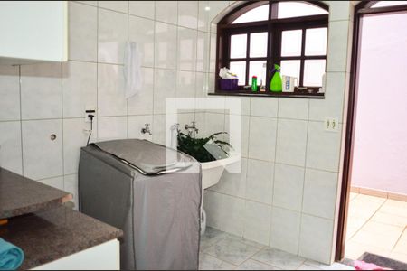 Casa à venda com 310m², 4 quartos e 4 vagasÁrea de Serviço