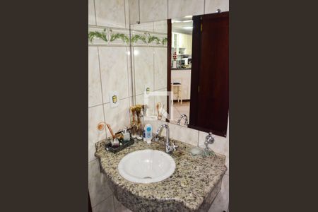 Casa à venda com 310m², 4 quartos e 4 vagasBanheiro