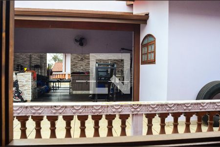 Casa à venda com 310m², 4 quartos e 4 vagasVaranda