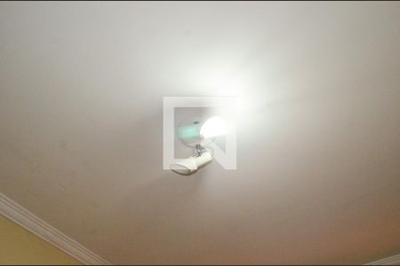 Casa à venda com 310m², 4 quartos e 4 vagasDetalhe