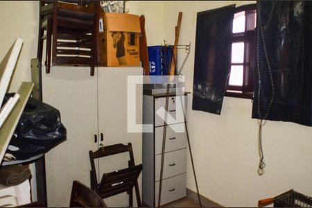 Casa à venda com 310m², 4 quartos e 4 vagasÁrea de Serviço