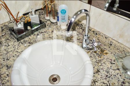 Casa à venda com 310m², 4 quartos e 4 vagasBanheiro