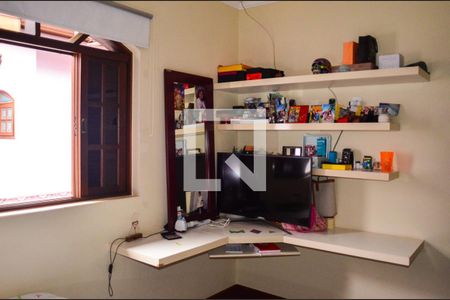 Casa à venda com 310m², 4 quartos e 4 vagasQuarto 2