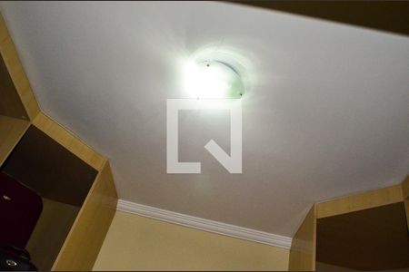 Casa à venda com 310m², 4 quartos e 4 vagasDetalhe