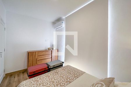 Apartamento para alugar com 150m², 3 quartos e 1 vagaSuíte