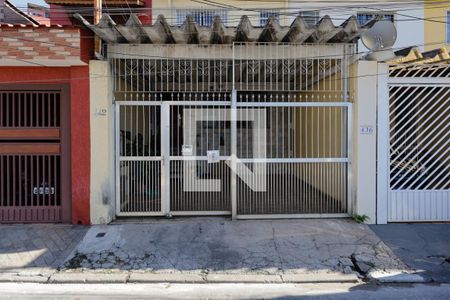 Casa à venda com 168m², 3 quartos e 2 vagasFachada