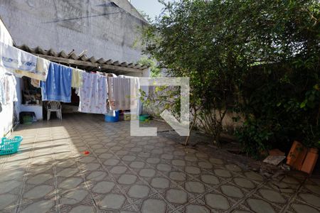 Casa à venda com 168m², 3 quartos e 2 vagasQuintal