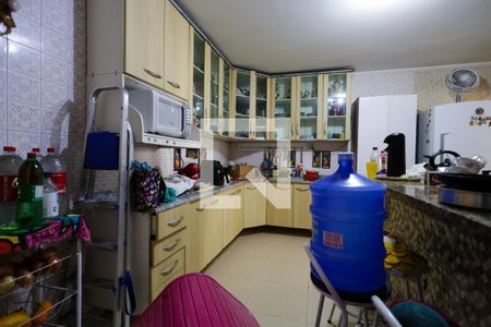 Casa à venda com 168m², 3 quartos e 2 vagasCozinha