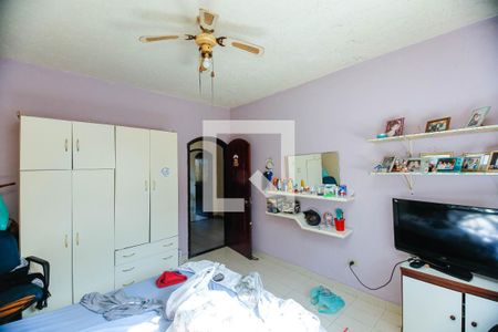 Casa à venda com 210m², 3 quartos e 10 vagasQuarto 2