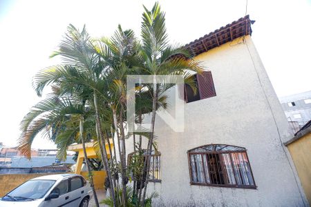 Casa à venda com 210m², 3 quartos e 10 vagasFachada