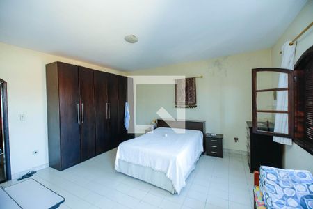 Suíte  de casa à venda com 3 quartos, 210m² em Vila Virginia, São Paulo