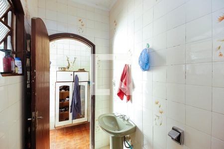 Casa à venda com 210m², 3 quartos e 10 vagasBanheiro 2