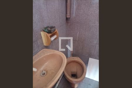 Casa de condomínio à venda com 1000m², 7 quartos e 7 vagas Casa de condomínio à venda com 1000m², 7 quartos e 7 vagasCasa 04 - Banheiro 01
