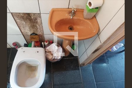 Casa de condomínio à venda com 1000m², 7 quartos e 7 vagas Casa de condomínio à venda com 1000m², 7 quartos e 7 vagasCasa 04 - Banheiro 02