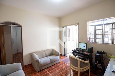 Casa à venda com 101m², 3 quartos e 3 vagasQuarto 3