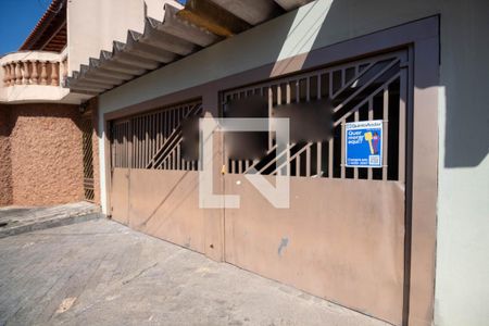 Casa à venda com 101m², 3 quartos e 3 vagasFachada