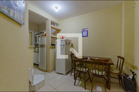 Sala de casa para alugar com 2 quartos, 160m² em Macaúbas, Salvador