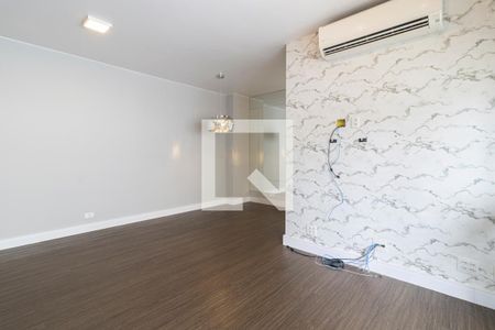 Sala de apartamento para alugar com 2 quartos, 70m² em Vila Nova Conceição, São Paulo