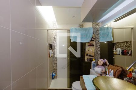 Apartamento à venda com 180m², 4 quartos e 1 vaga Apartamento à venda com 180m², 4 quartos e 1 vagaBanheiro da Suíte