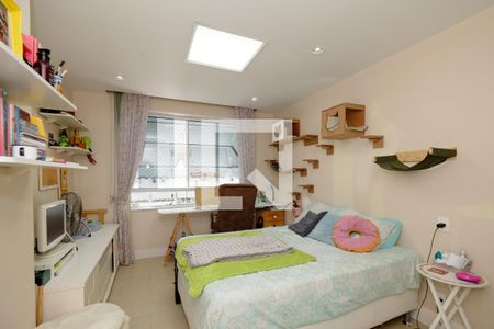 Apartamento à venda com 180m², 4 quartos e 1 vaga Apartamento à venda com 180m², 4 quartos e 1 vagaQuarto 2