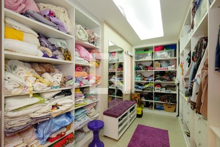 Apartamento à venda com 180m², 4 quartos e 1 vaga Apartamento à venda com 180m², 4 quartos e 1 vagaQuarto 1