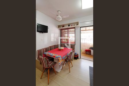 Apartamento à venda com 180m², 4 quartos e 1 vaga Apartamento à venda com 180m², 4 quartos e 1 vagaCozinha