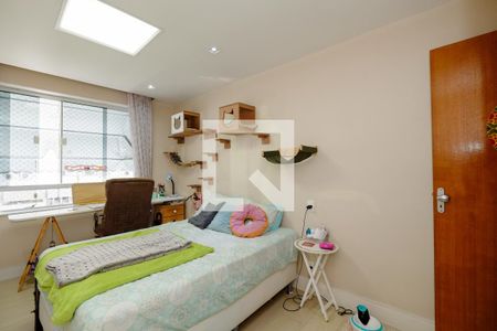 Apartamento à venda com 180m², 4 quartos e 1 vaga Apartamento à venda com 180m², 4 quartos e 1 vagaQuarto 2