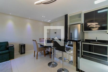 Sala de apartamento para alugar com 2 quartos, 56m² em Jardim Barbacena, Cotia