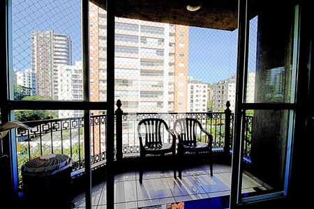 Varanda de apartamento para alugar com 3 quartos, 127m² em Real Parque, São Paulo